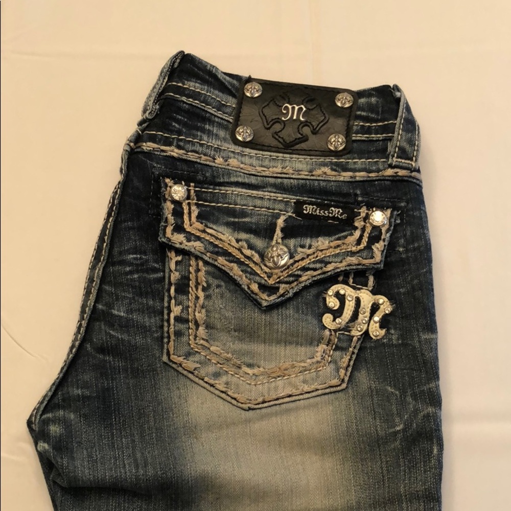 Miss Me Cuffed Skinny Jeans!